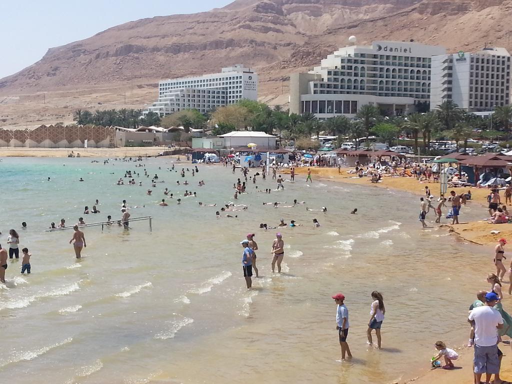 Rose Dead Sea Neve Zohar Hotel Room photo