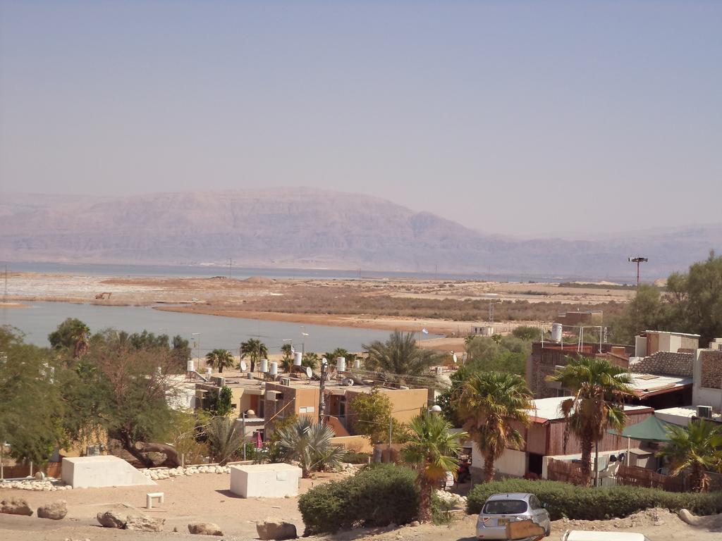 Rose Dead Sea Neve Zohar Hotel Exterior photo